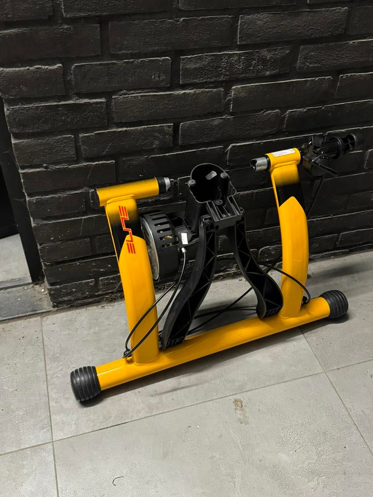 Elite fietstrainer + rollenband, Sport en Fitness, Ophalen