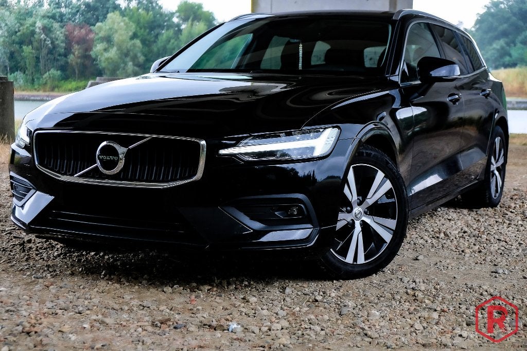 Volvo V60 D3 Momentum Automaat Trekhaak, Dealer onderhouden, Stof, 4 cilinders, Parkeersensor