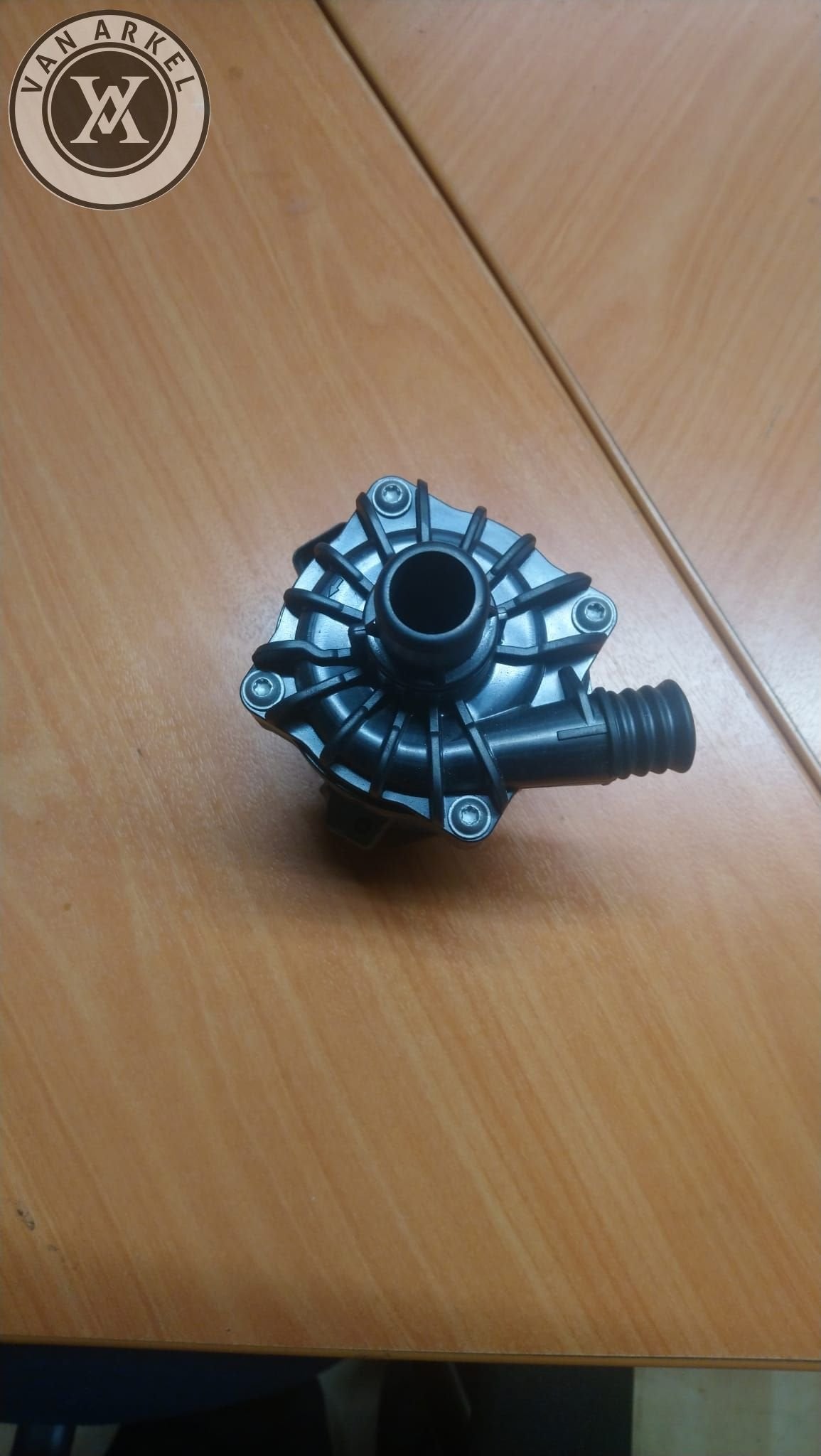 bmw n63 enzv waterpomp 11517566335 nieuw, -, Utilisé, -, Enlèvement ou Envoi