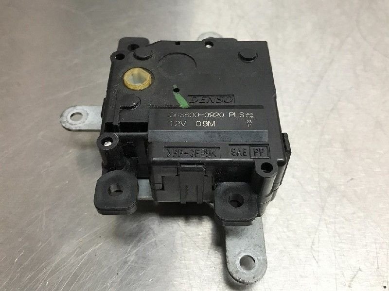 KACHELSTELMOTOR Toyota Avensis Wagon (T27) (|0638000920|), Gebruikt, Toyota