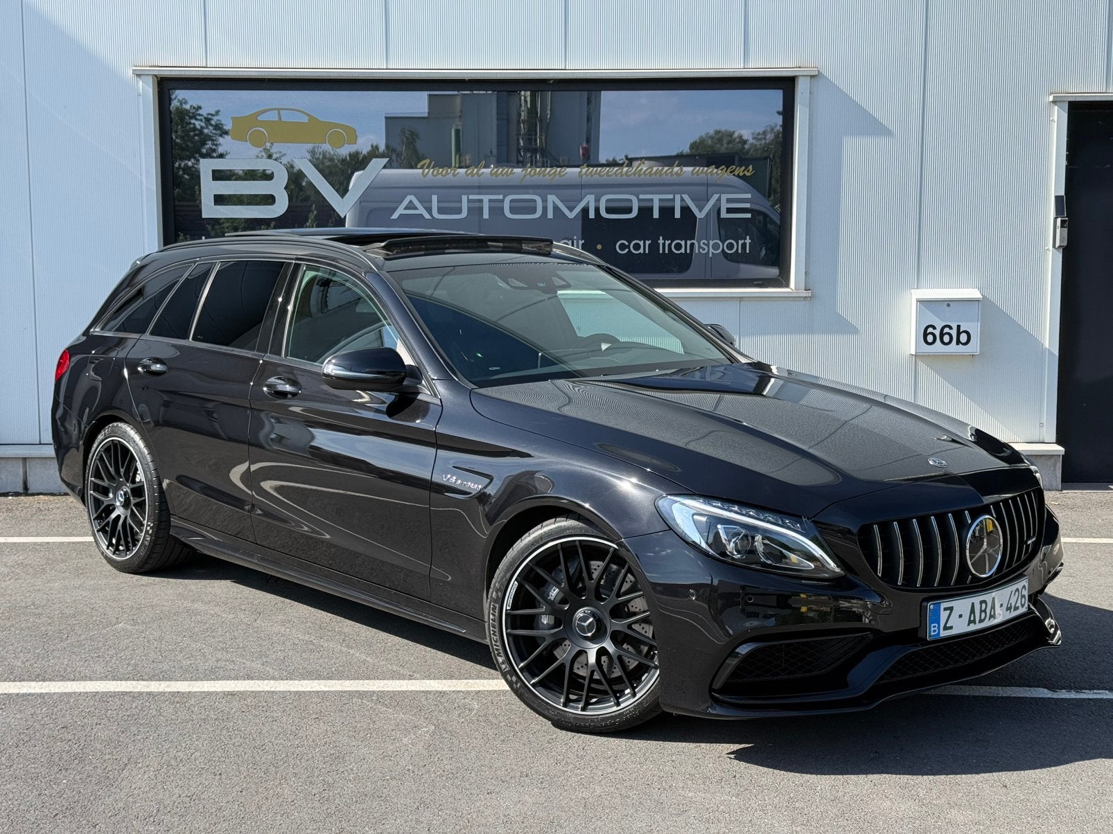 MERCEDES C63 AMG - LICHTE VRACHT - PANO - BURMESTER, Autos, Mercedes-Benz, Cuir, Achat, Entreprise, Entretenue par le concessionnaire