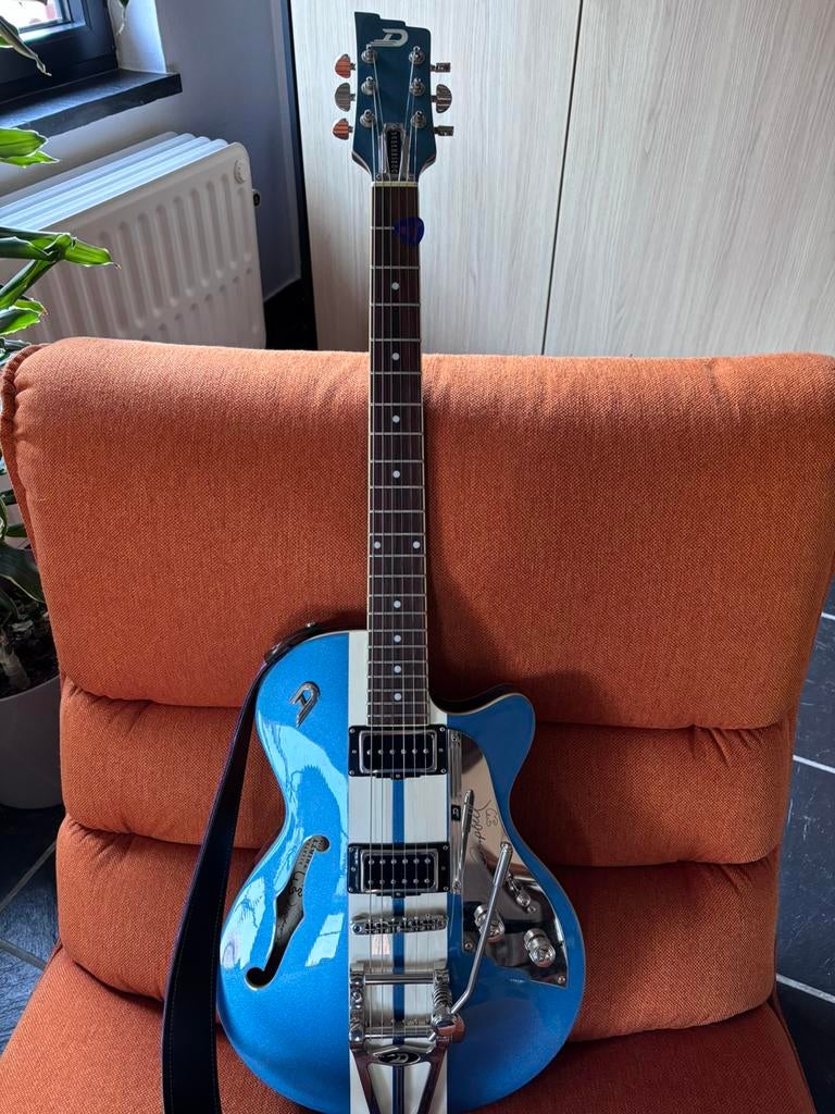 Duesenberg Mike Campbell 30th anniversary, Musique & Instruments, Enlèvement ou Envoi, Comme neuf, Hollow body, Autres marques