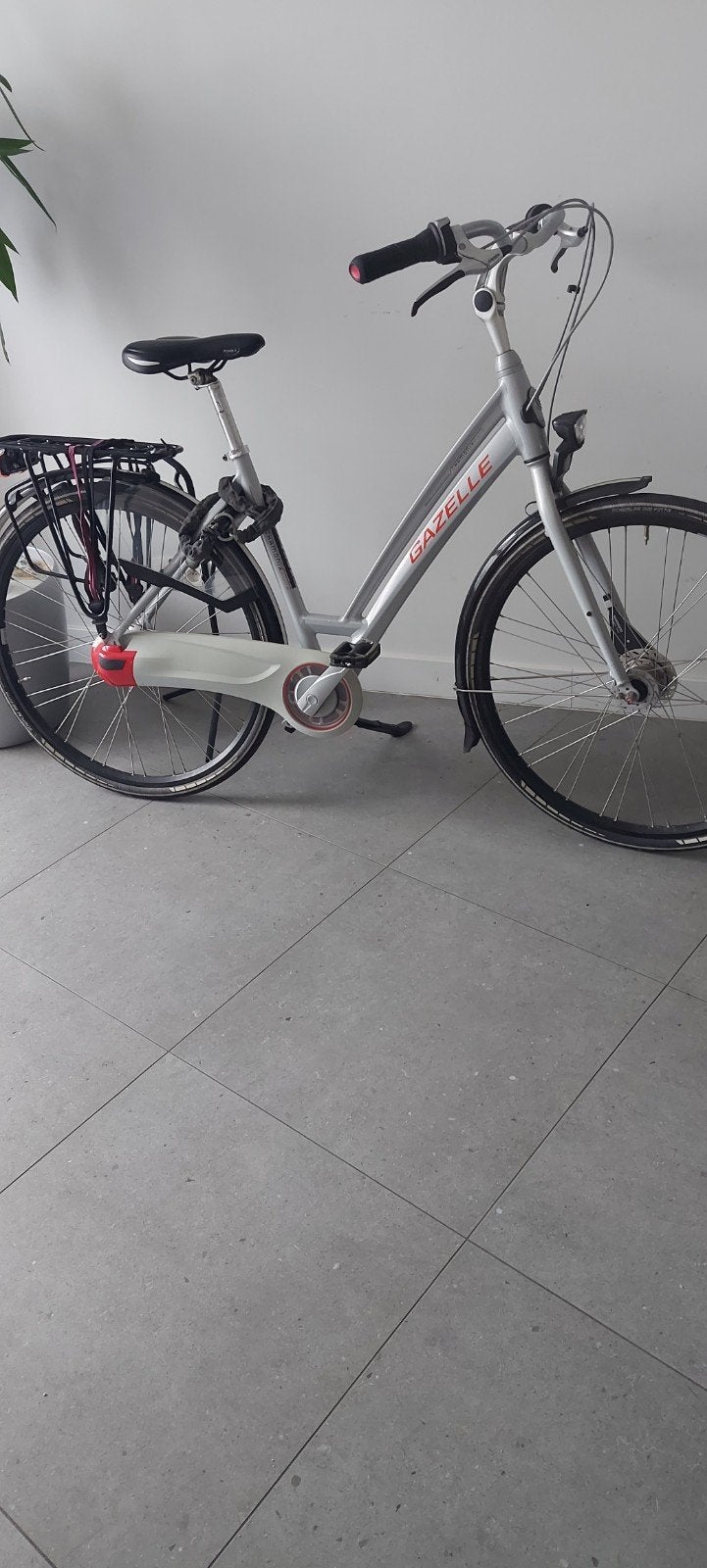 Gazelle 28 inch zo goed als nieuw, Fietsen en Brommers, Ophalen of Verzenden, 28 inch, Gazelle