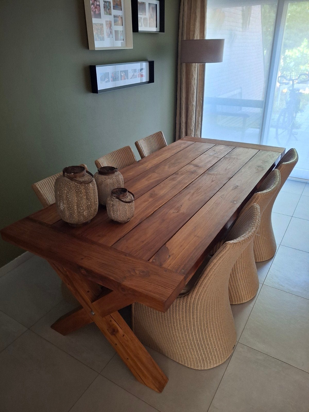 Eettafel, Ophalen
