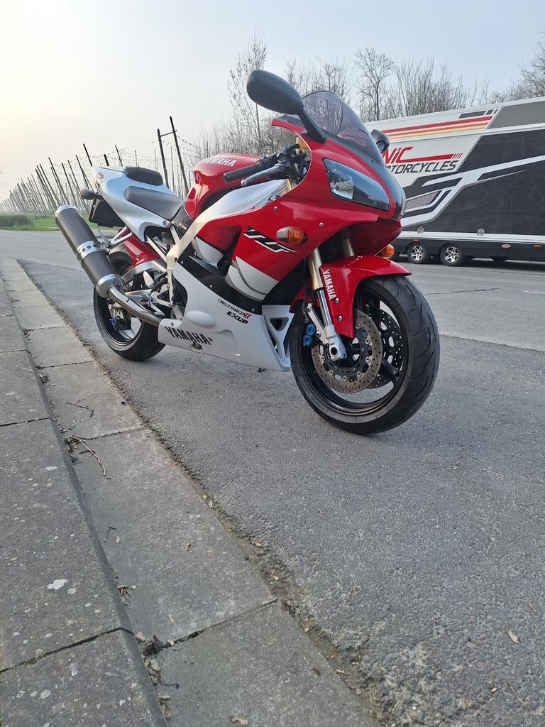 YAMAHA YZF 1000 R1 1999, Motos, Enlèvement