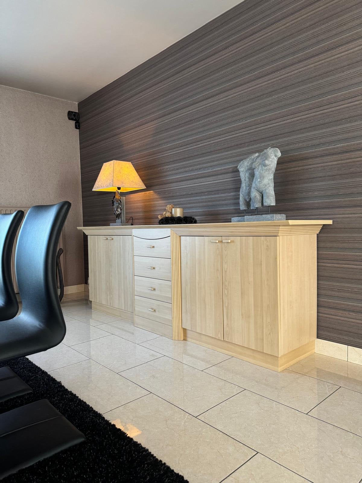 Dressoir, barkast en tafel ZONDER stoelen, Huis en Inrichting, Ophalen, Zo goed als nieuw, Modern, Minder dan 4 stoelen