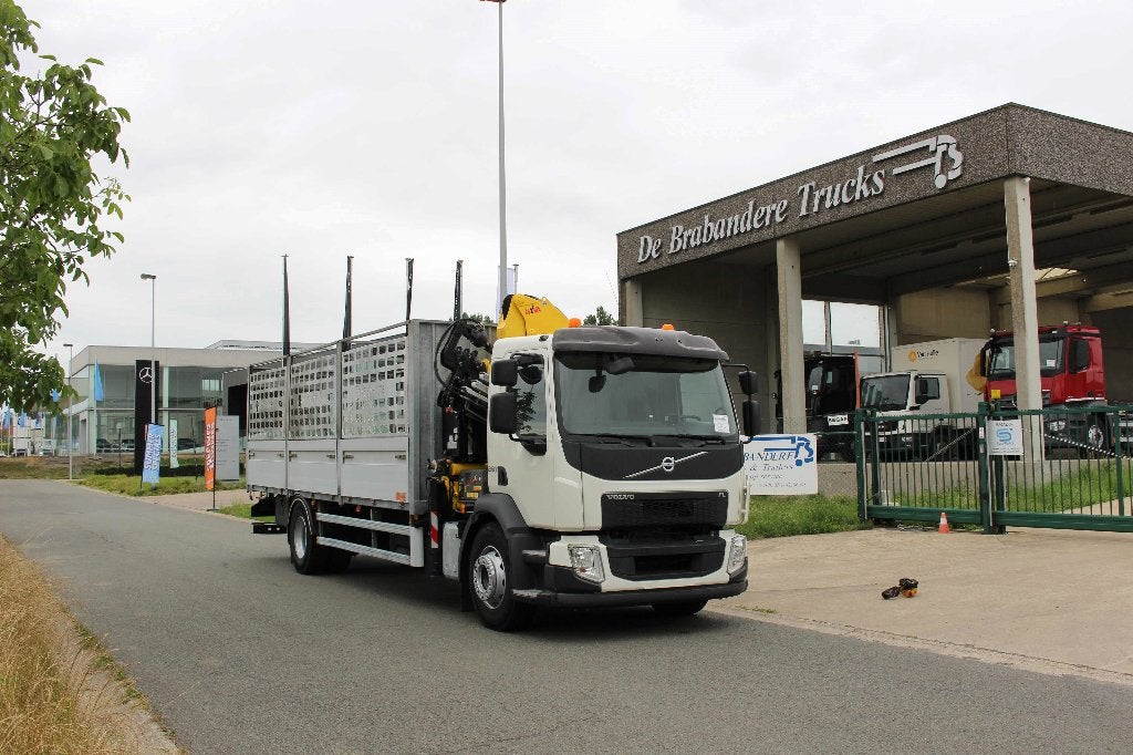 VOLVO FL250 4X2 kraanwagen HYVA HB150X E3, Auto's, Automaat, Euro 6, Wit, Bedrijf