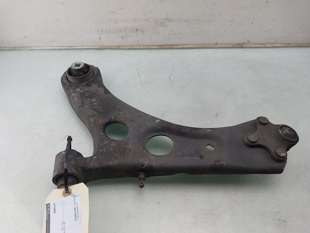 BRAS DE SUSPENSION AVANT DROIT (TRIANGLE) (|9832039280|98506, Dhr. J. Ham, Administratie@autoham.nl, Opel, Utilisé