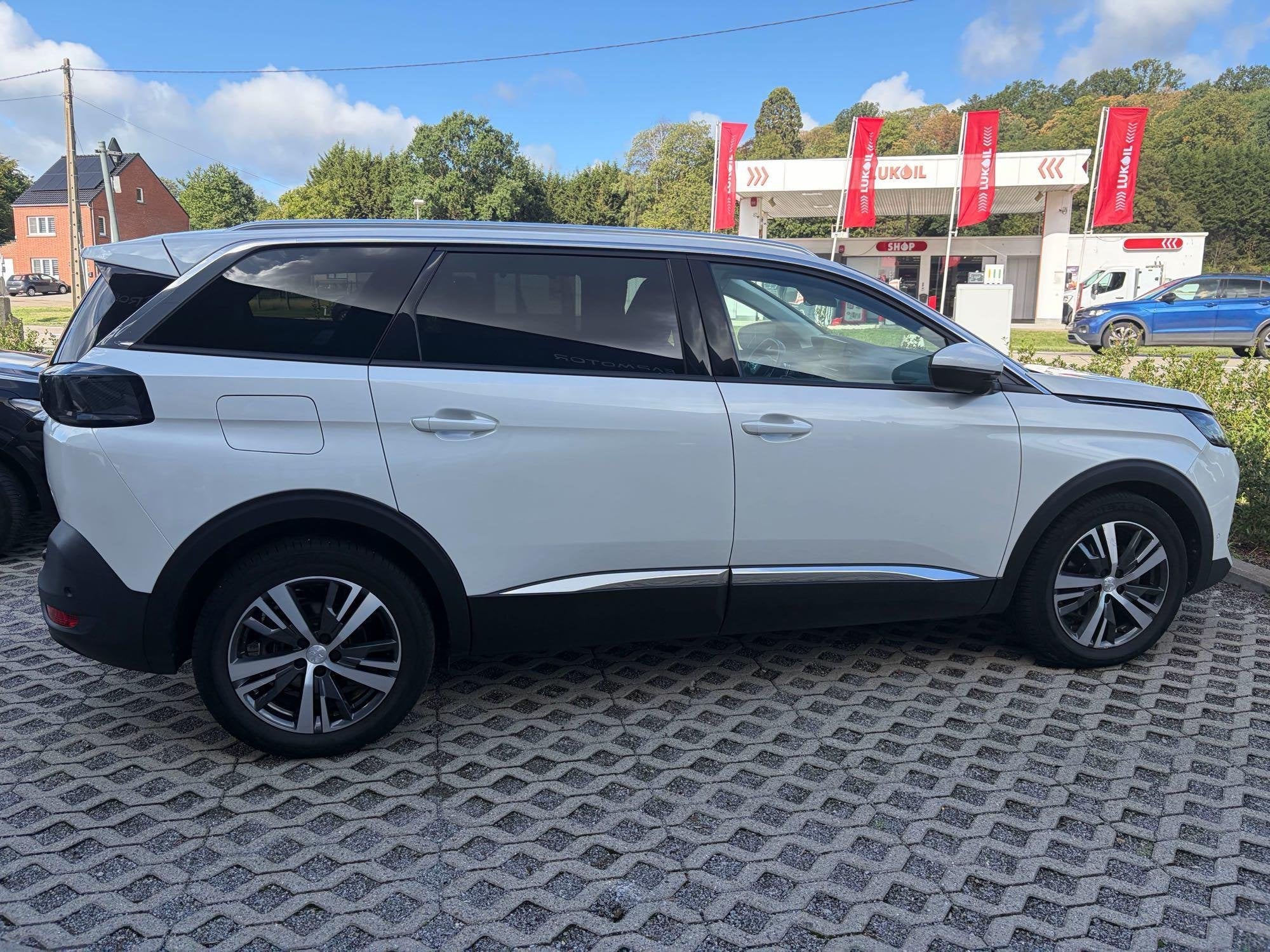 Peugeot 5008 1.5 BlueHDi 96kW S&S EAT8 Allure, Auto's, Gebruikt, 4 cilinders, 7 zetels, Diesel