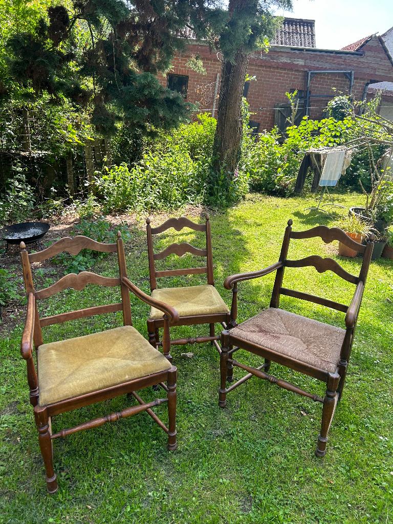 Lot 3 chaises accoudoirs à crosse début 1900, Enlèvement