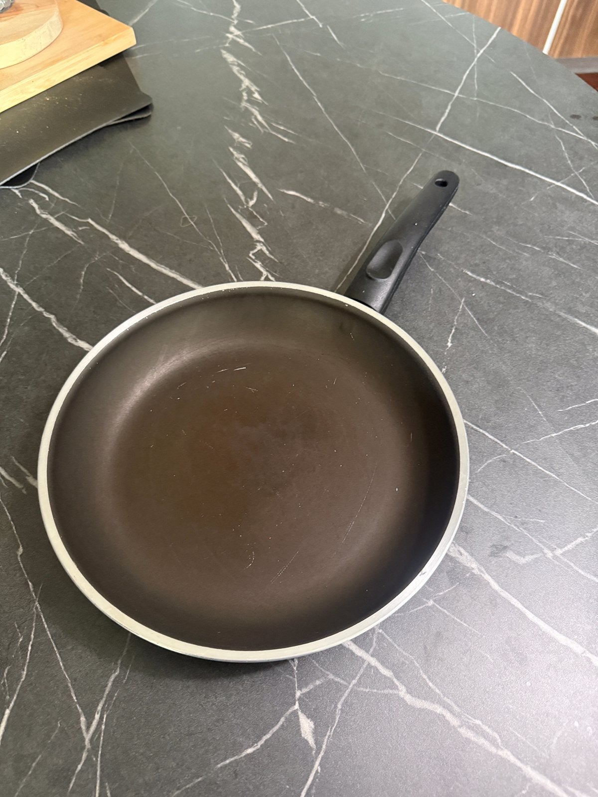 Poêle antiadhésive, Maison & Meubles, Cuisine | Casseroles & Poêles, Enlèvement ou Envoi, Comme neuf, Poêle à frire