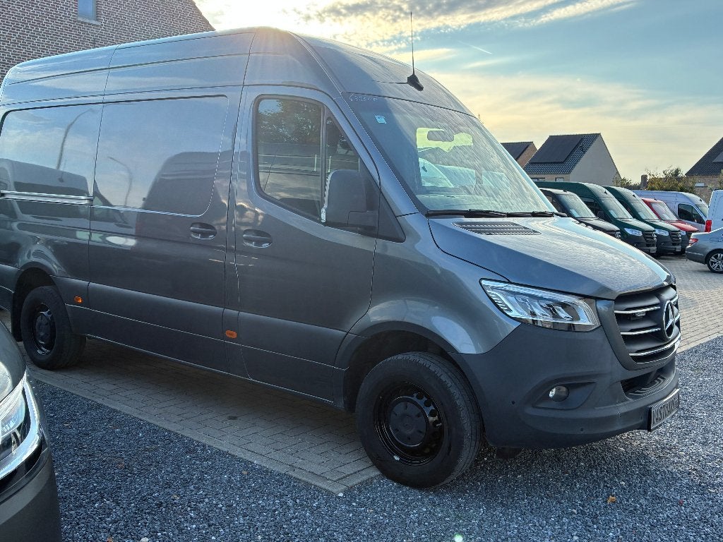 Mercedes-Benz Sprinter 317 39.500€ + BTW / Trekhaak 3.500 KG, Auto's, Automaat, 4 cilinders, Mercedes-Benz, Bedrijf