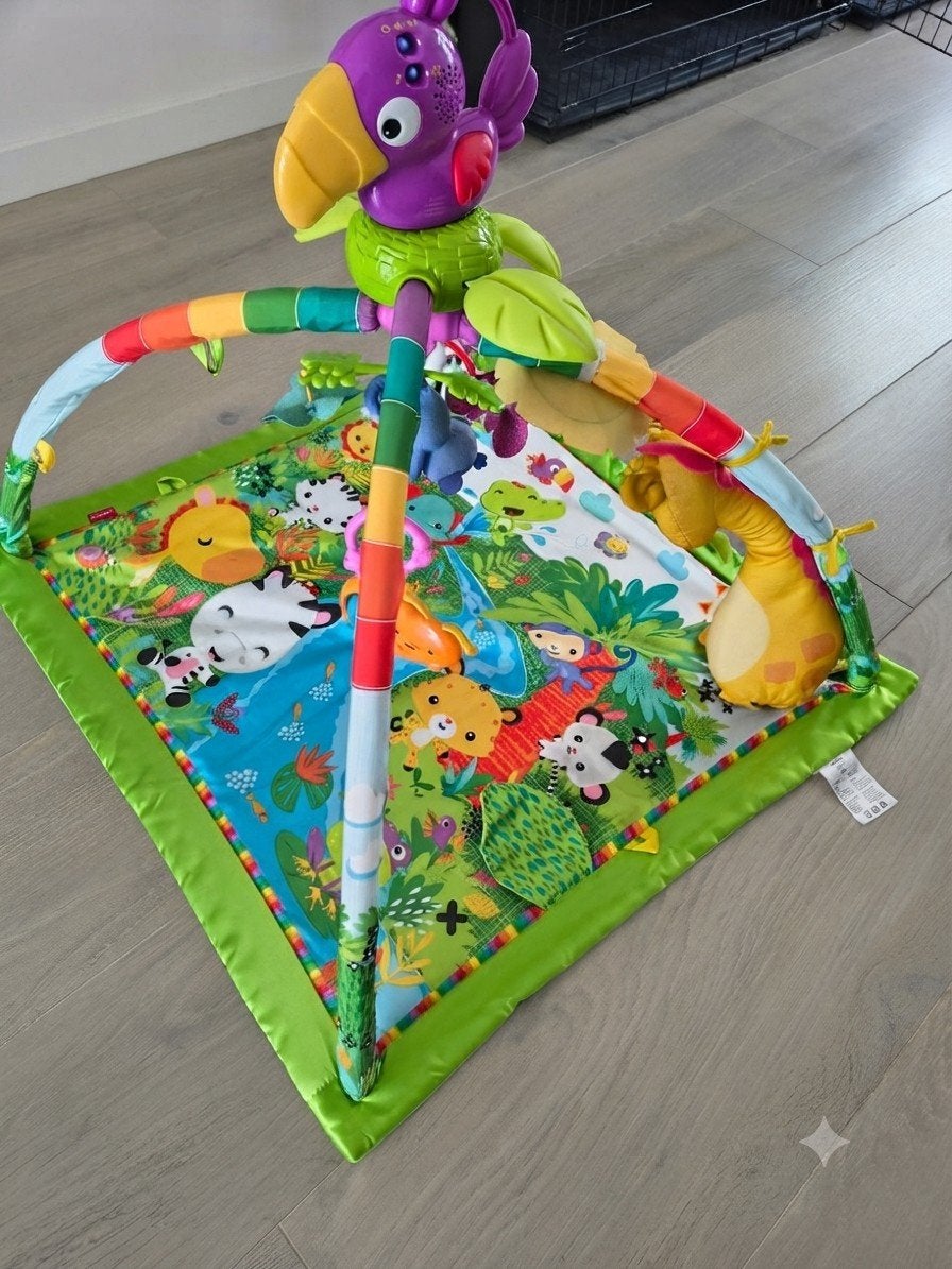 Babygem / speelmat met muziek en licht - Fisher Price, Enfants & Bébés, Jouets | Vêtements de jeu, Enlèvement, Comme neuf