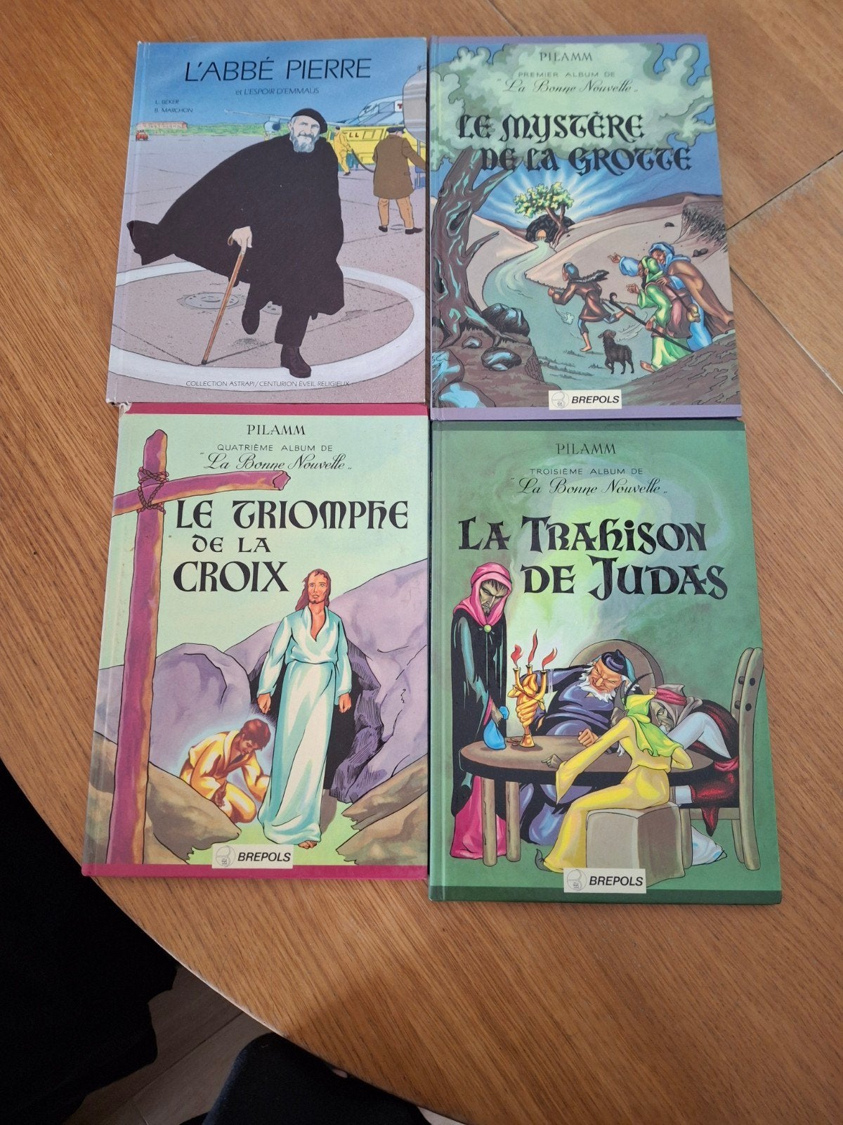 lots de livres (BD) chretiens anciens, Livres, Plusieurs comics, Enlèvement ou Envoi, Utilisé, Autres régions