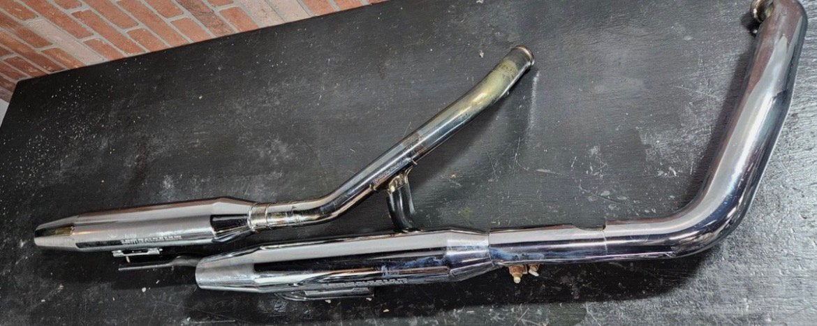 Harley Davidson rocker c originele uitlaat., Motoren, Verzenden, Gebruikt