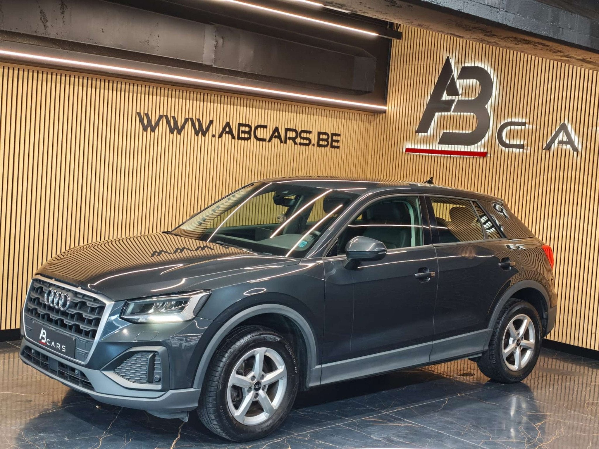 Audi Q2 1.0TFSI SPORT * COCKPIT * GARANTIE 12 MOIS *, Auto's, Gebruikt, Leder, Bedrijf, 5 deurs