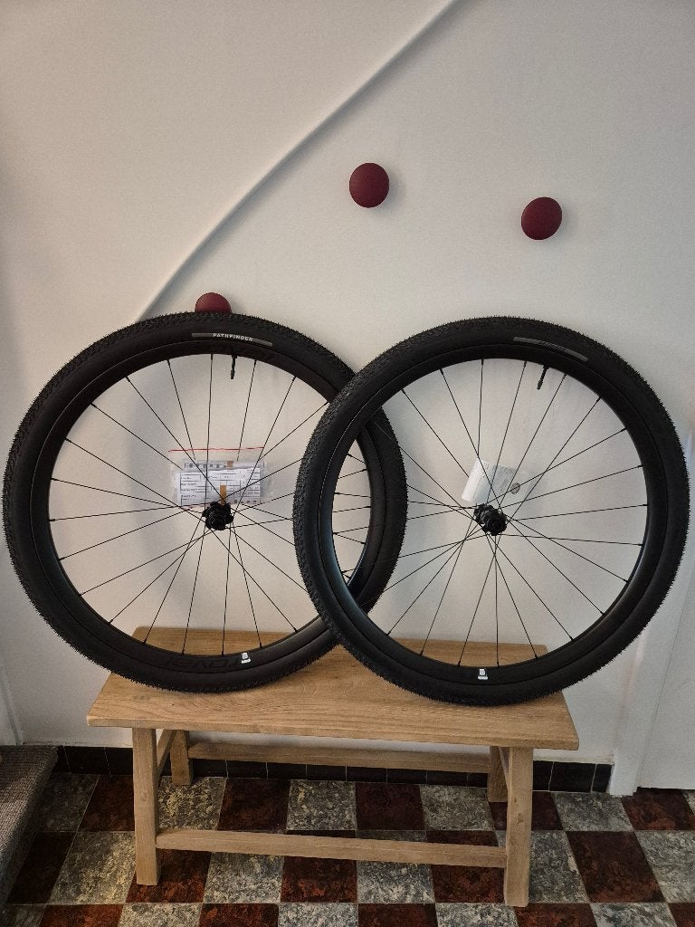 Paire de roue Specialized Roval Terra CIII, Gravelbike, Enlèvement, Carbone, Roue
