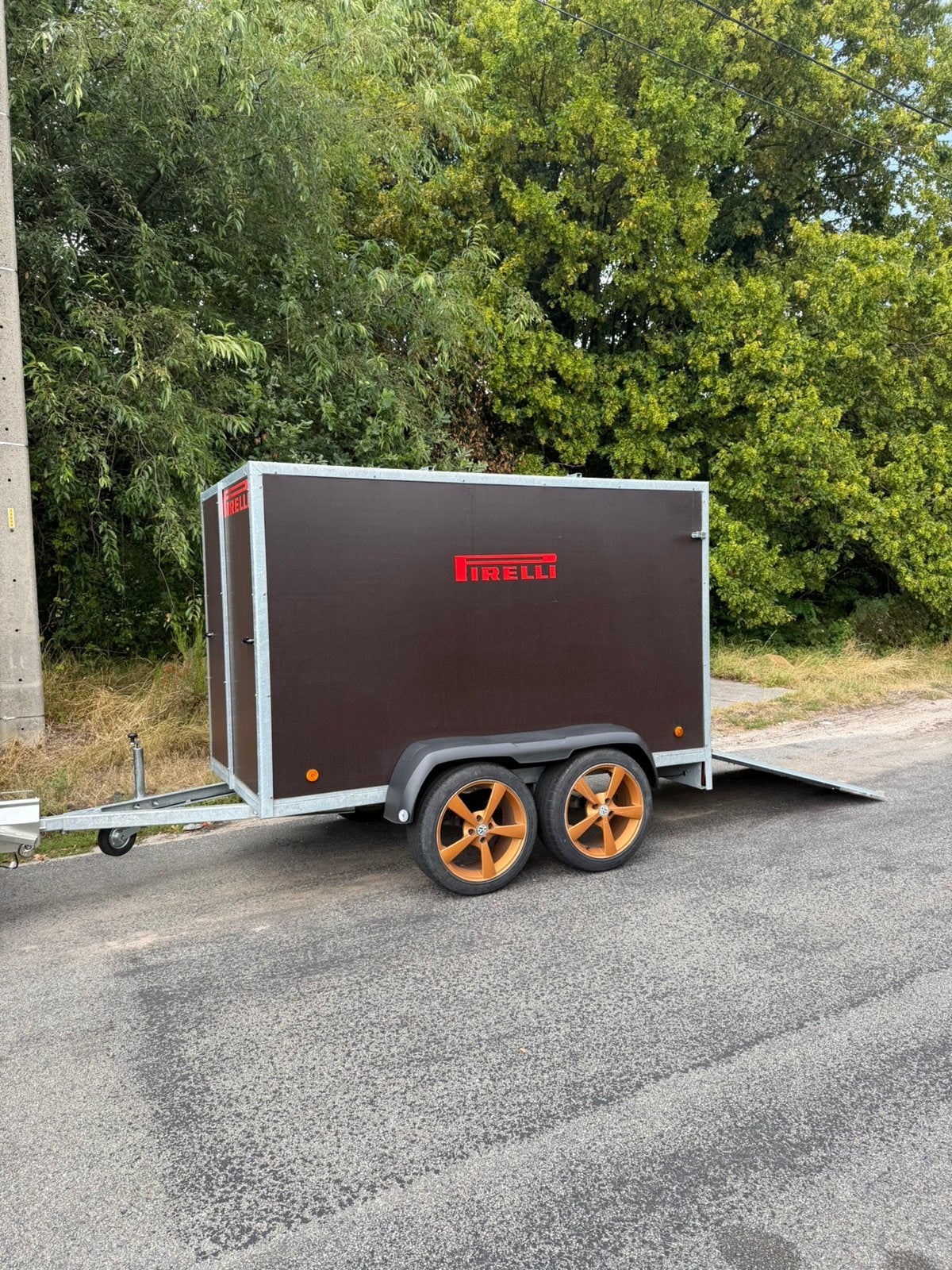 Gesloten aanhangwagen, Enlèvement ou Envoi, Comme neuf
