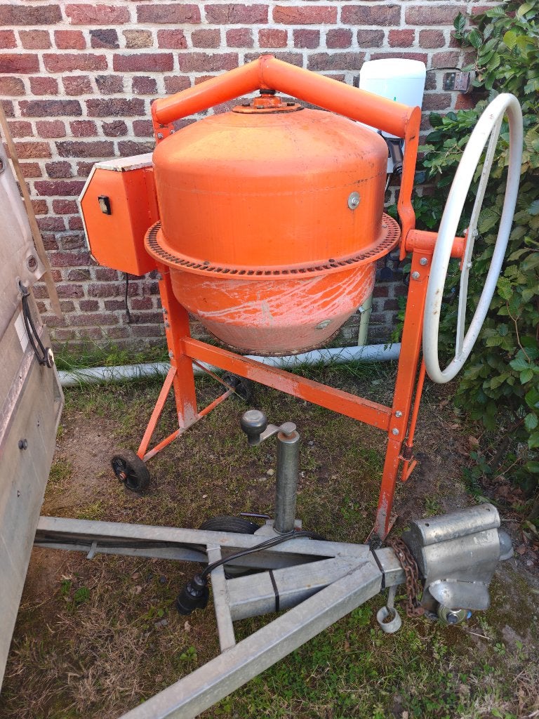 Bétonnière électrique, Bricolage & Construction, Enlèvement, Utilisé