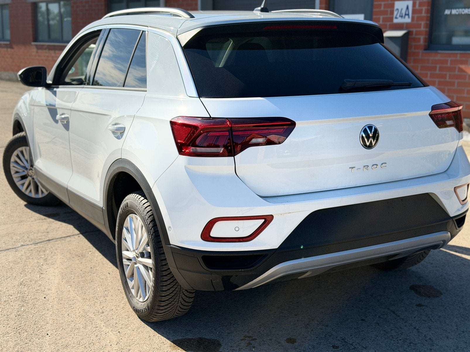 VW T-ROCC 1.0 ✅ EN PARFAIT ÉTAT 8500 KM, Autos, Achat, Euro 6, Entreprise, Garantie prolongée