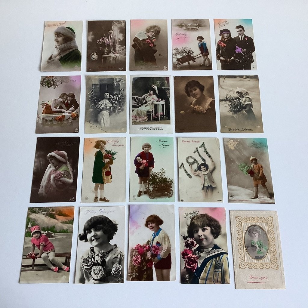 18 cartes de Noël et de Nouvel An  art nouveau, Collections, Enlèvement ou Envoi, Avant 1920, Affranchie, (Jour de) Fête