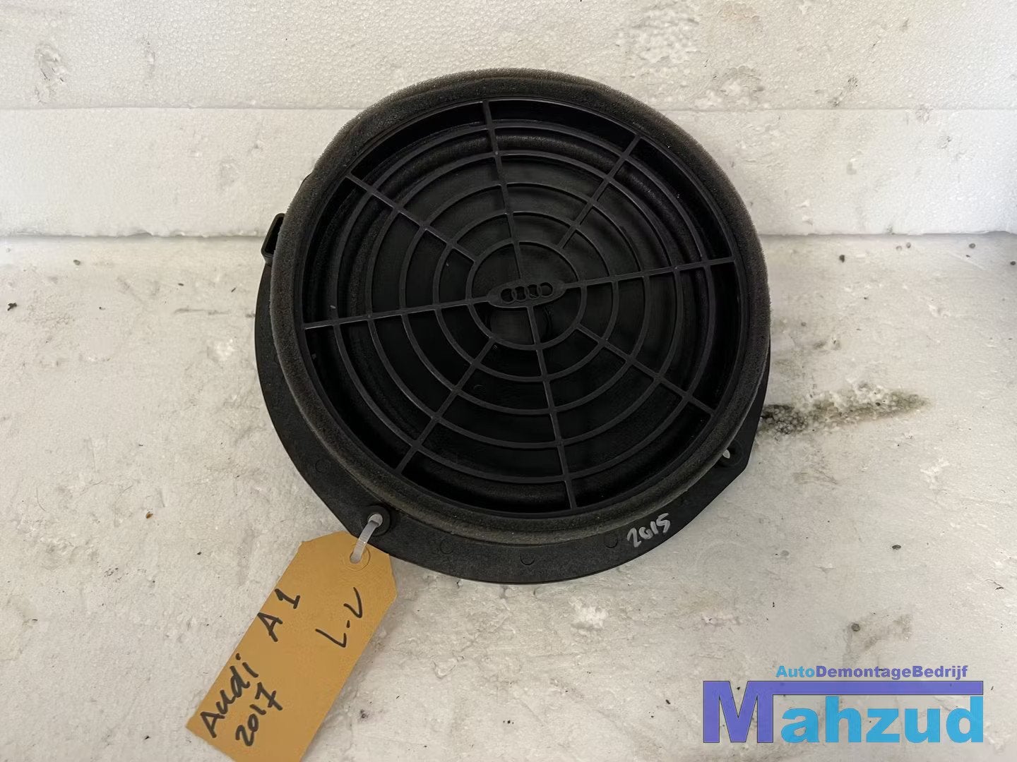 AUDI A1 SPORTBACK Links voor speaker luidspreker 2011-2018, Gebruikt, AUDI AG, Auto-Union-Strasse 1
85045  Ingolstadt, DE, Audi