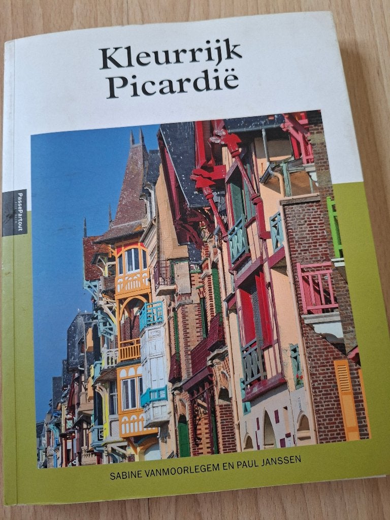 Kleurrijk Picardië (PassePartout reisgidsen), Ophalen of Verzenden, Zo goed als nieuw, Reisgids of -boek