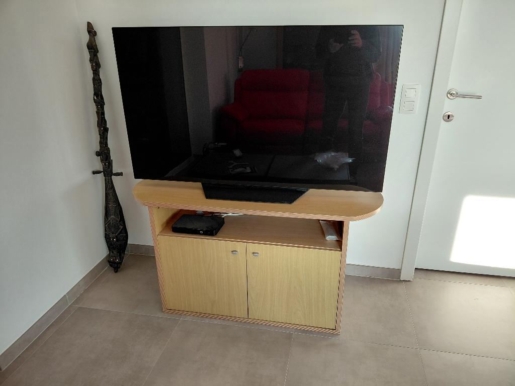 TV meubel, Ophalen
