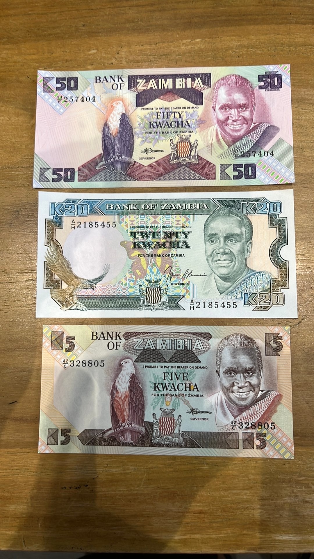 3 billets de Zambia unc, Enlèvement ou Envoi