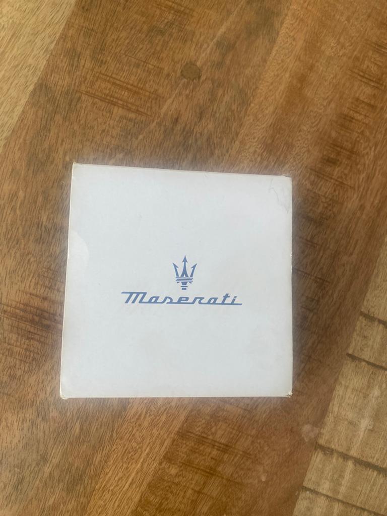 Maserati armband te koop, Enlèvement