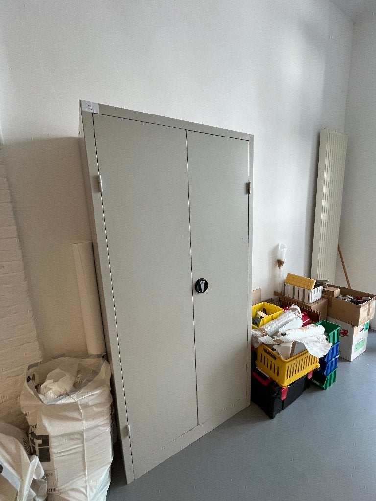 metalen kast, Ophalen, Gebruikt