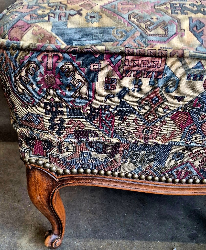 voetenbank,poef met een oosterse kelim bekleding, Ophalen, Overige materialen, Minder dan 50 cm, Minder dan 50 cm