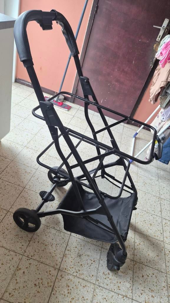 Deryan honden/katten buggy kleur zwart, Dieren en Toebehoren, Ophalen, Zo goed als nieuw
