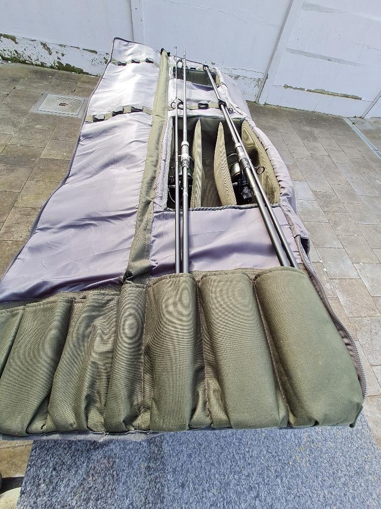 DES CANNES À CARPE, DES MOULINETS SHIMANO ? MITCHELL ? ÉTUI, Sports nautiques & Bateaux, Pêche à la ligne | Carpes, Enlèvement