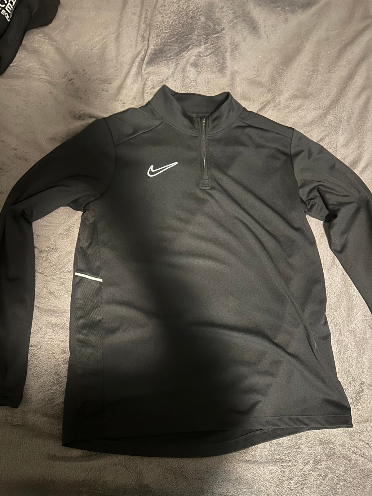 Fermeture éclair Nike noire L, Enlèvement ou Envoi, Marche ou Plein air, Noir, Taille 52/54 (L)