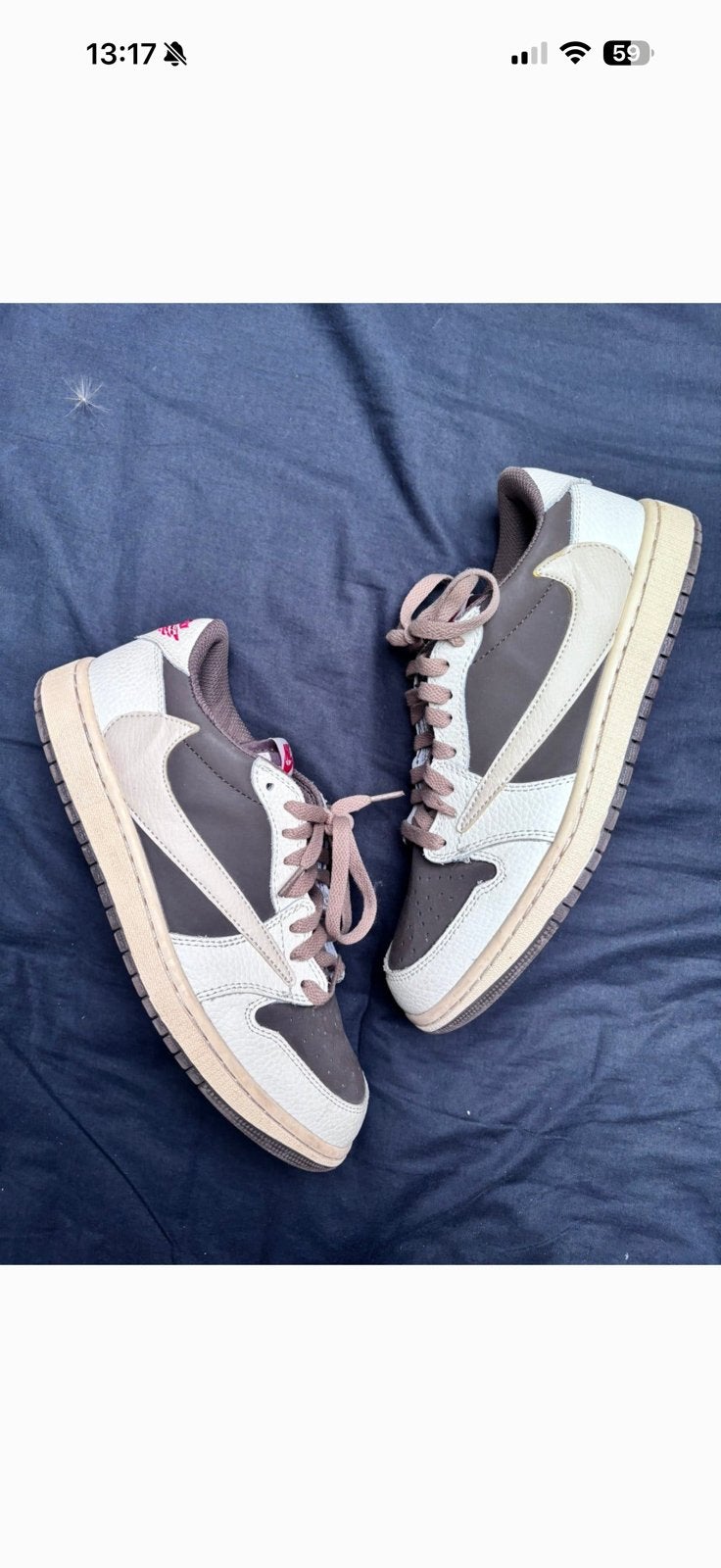 Travis Scott Mocha Jordan 1 Low 42, Vêtements | Hommes, Enlèvement ou Envoi, Comme neuf, Brun, Baskets