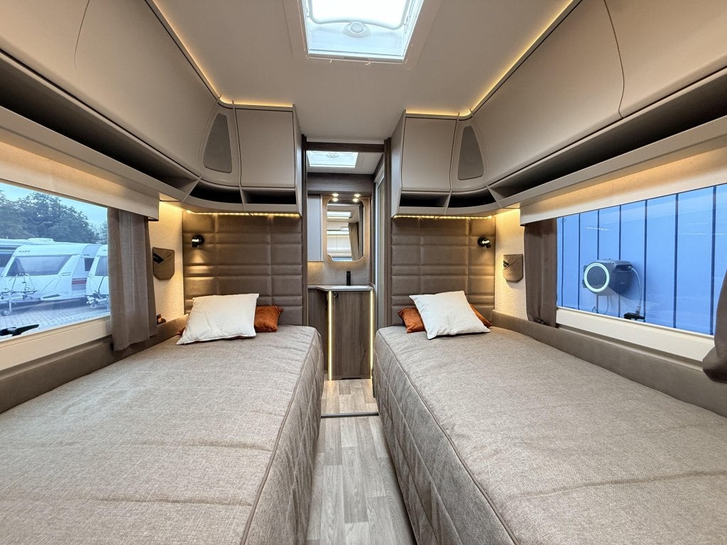 Kabe Royal 600 TDL E2, Schokbreker, Rondzit, Bedrijf, Kabe