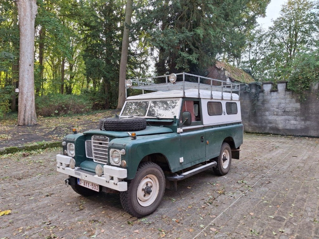 LAND ROVER SERIES III – 109 (1977) – Diesel – 24V, Auto's, Particulier, SUV of Terreinwagen, 3 deurs, Groen