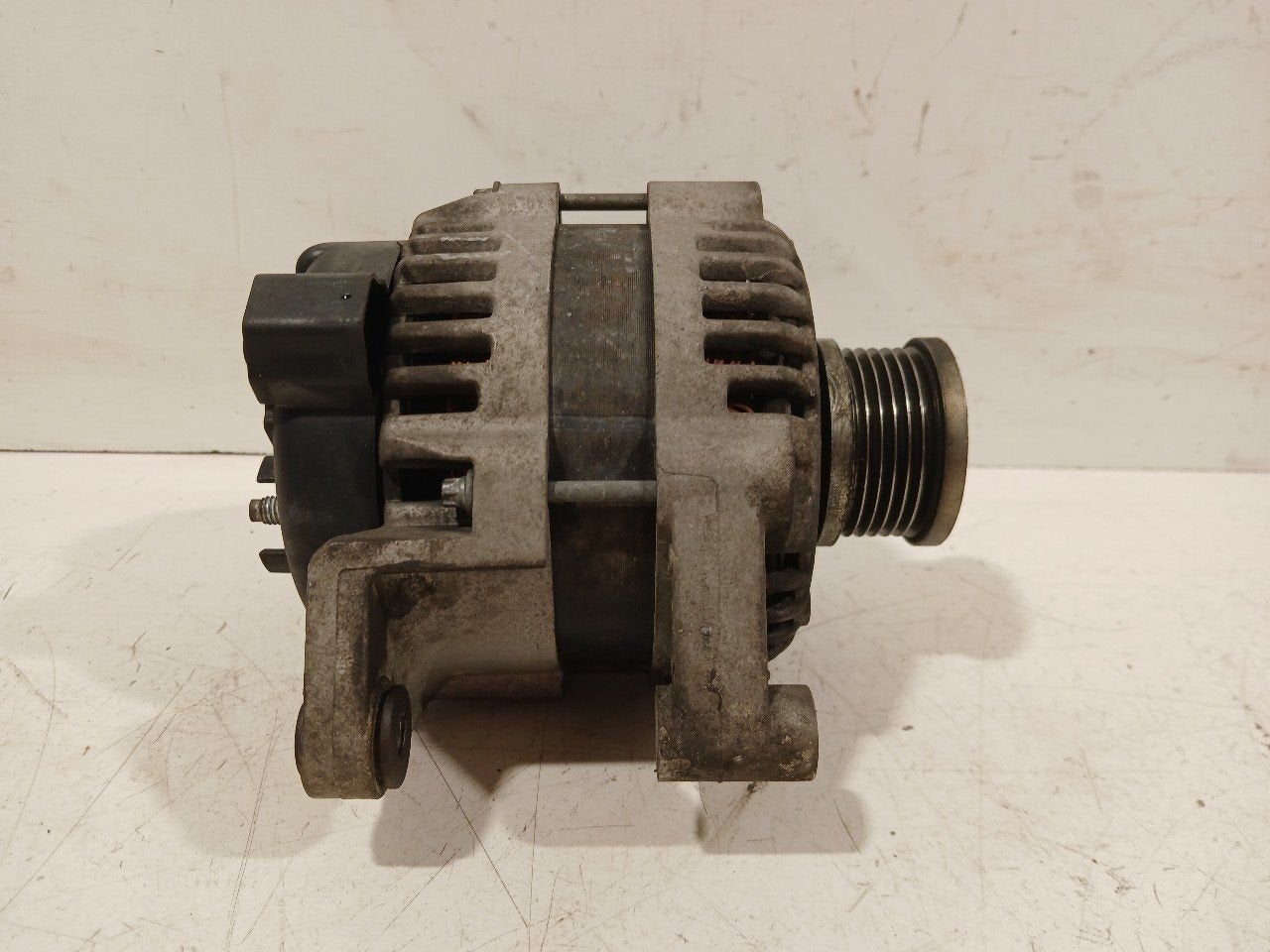 Dynamo Opel Astra, Onderdelen@venauto.nl, Van der Ven Autorecycling B.V., Gebruikt, Ettenseweg 76, 4706 PB Roosendaal, The Netherlands
