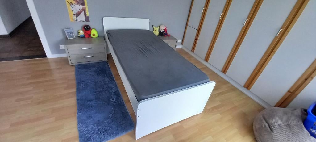 Lit simple + sommier à lattes + matelas, Neuf, 180 cm ou plus, 100 cm ou plus, Enlèvement