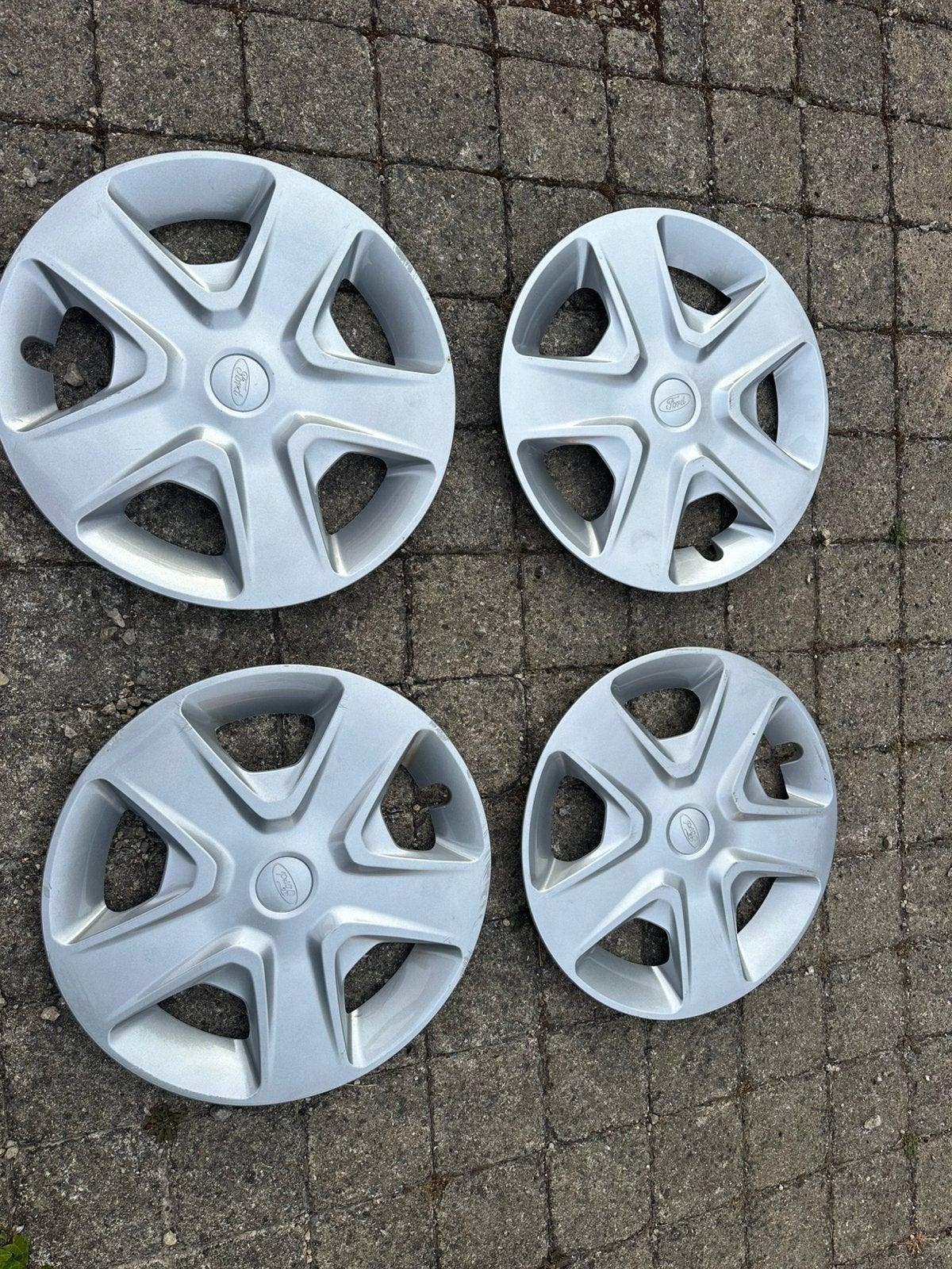 Originele Ford fietsta  wieldoppen 16 inch, Ophalen of Verzenden, Zo goed als nieuw