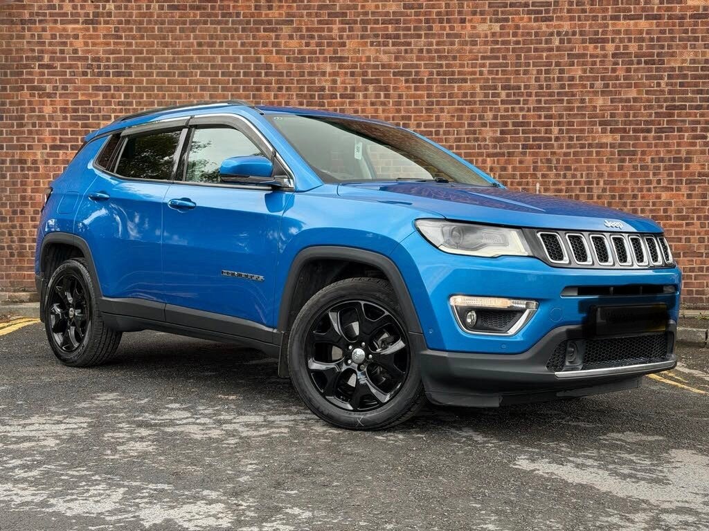 Jeep Compass 140CV 1.4 Multiair serie Night Eagle, Autos, Jeep, Particulier, Compass, Ordinateur de bord, Essence, Euro 6, SUV ou Tout-terrain