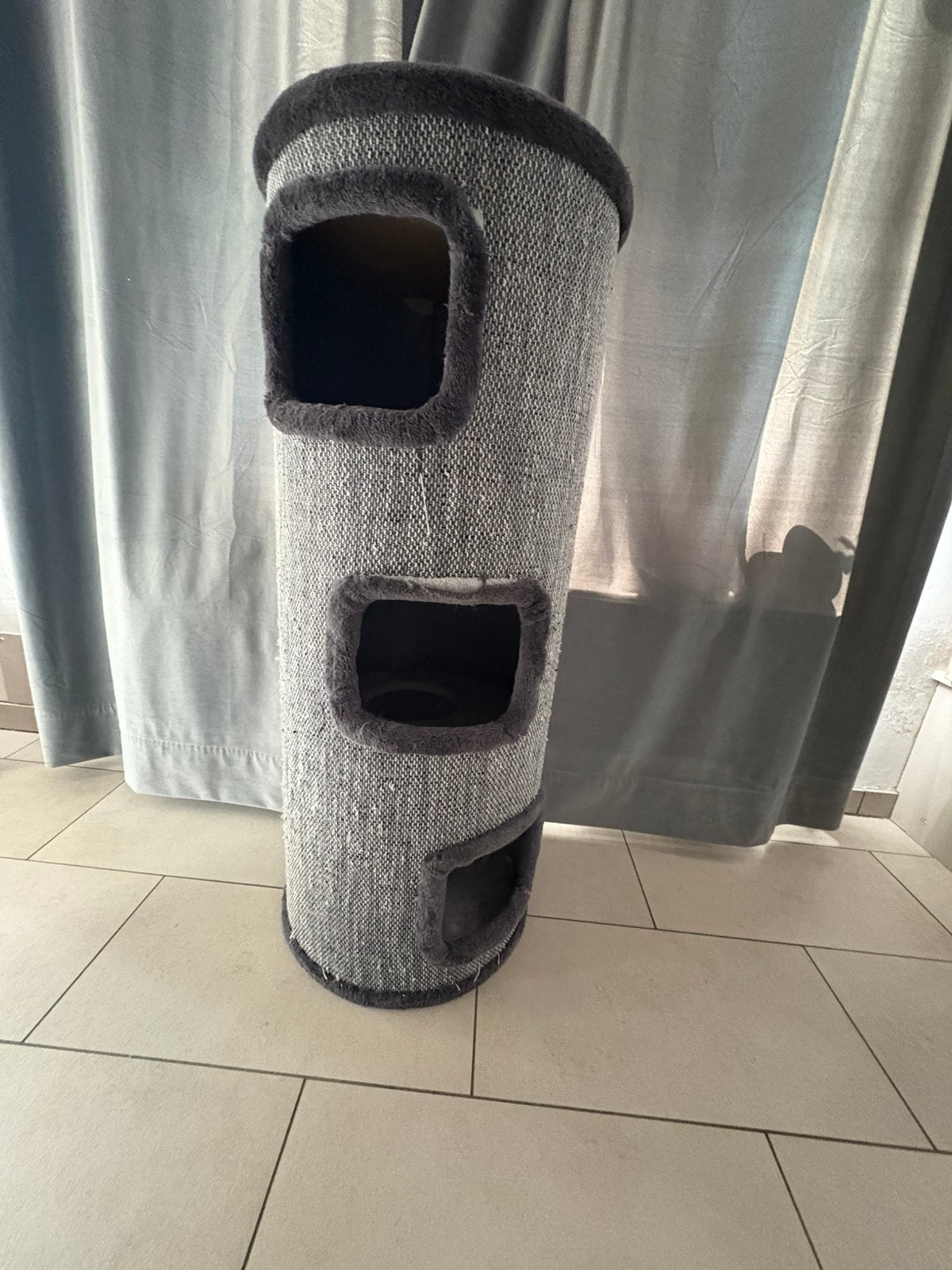 Tour de jeu pour chat / arbre à chats, Enlèvement, Utilisé, Griffoir