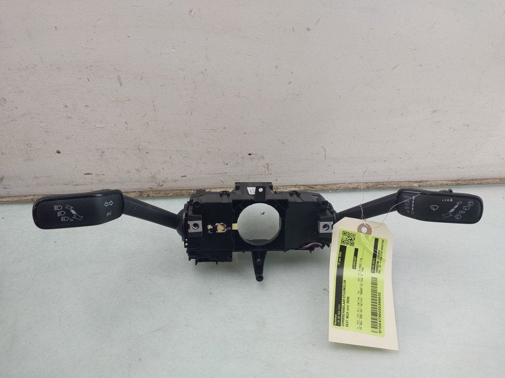 COMBINE COMMODO Seat Ibiza V (KJB) (01-2017/-), Seat Deutschland GmbH, Service@seat.de, Utilisé, Seat