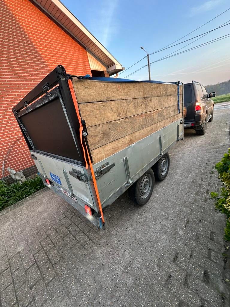 Ongeremde remork, Ophalen, Zo goed als nieuw