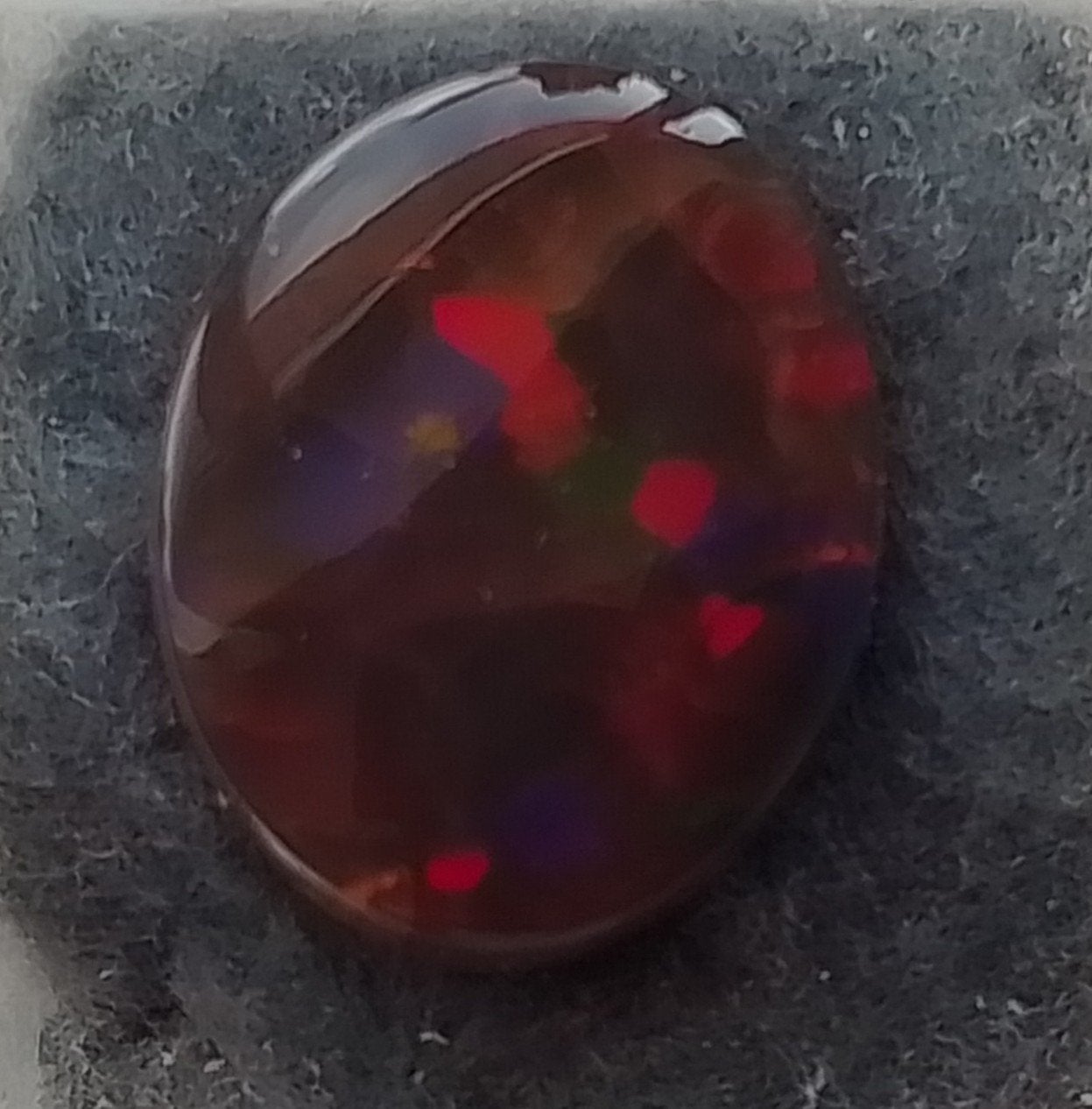 Prachtige opaal met schitterende kleurenspeling 15.30 c.t, Handtassen en Accessoires, Edelstenen, Verzenden, Nieuw