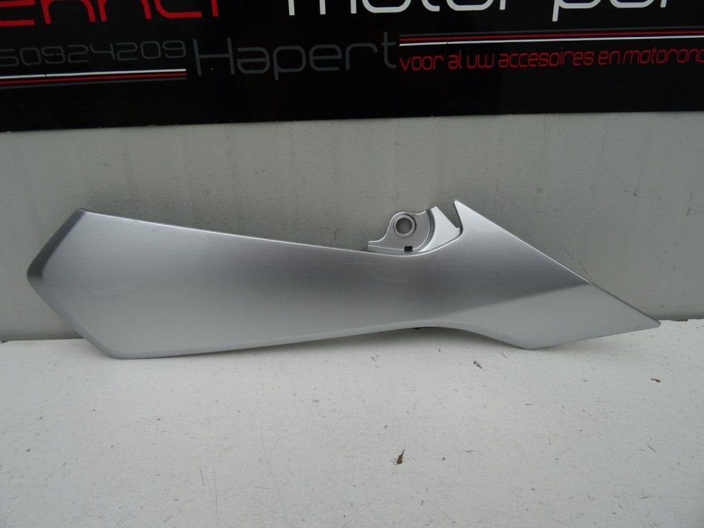 Rechter Kap / Kuipdeel onder zadel Yamaha Tracer 9 9GT 2021, Gebruikt, -, -, Ophalen of Verzenden
