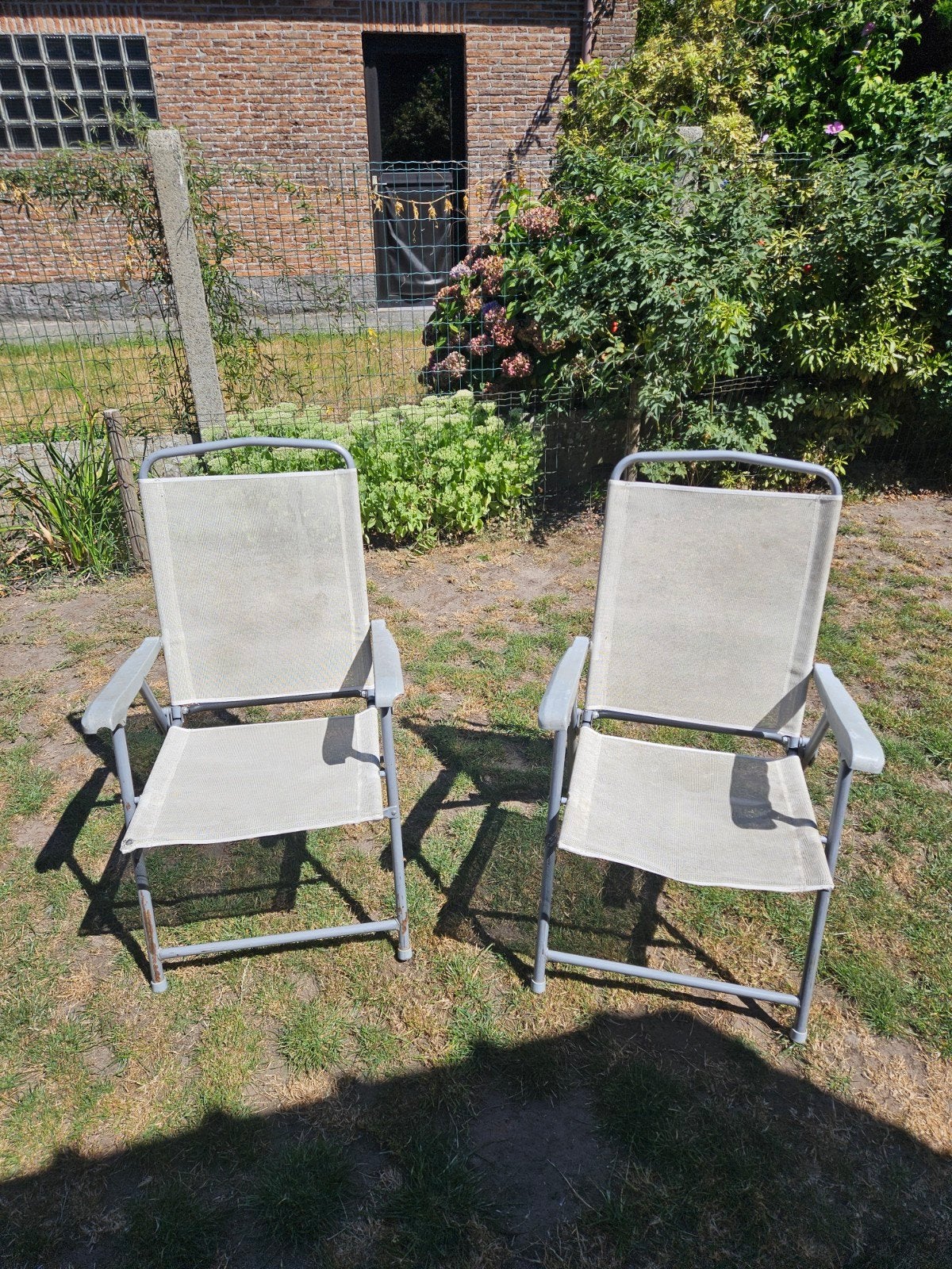 2 vouwbare tuinstoelen., Ophalen