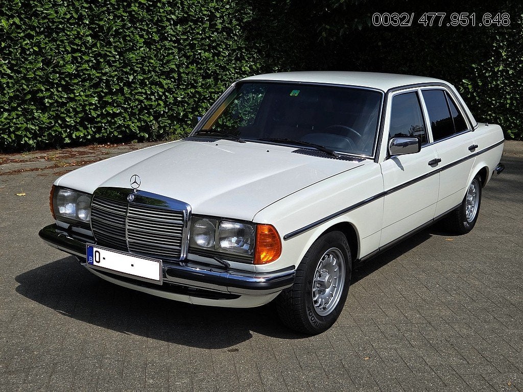 Mercedes 280E (Airco) Ancêtre Oldtimer W123, Autos, Bluetooth, Achat, 4 portes, 2746 cm³