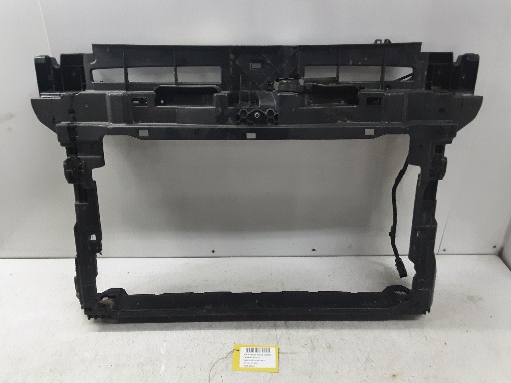 FACE AVANT Caddy Combi V (SBB / SBJ) (2K7805588K), Autos : Pièces & Accessoires, Volkswagen, Volkswagen AG, Utilisé, Kundenbetreuung@volkswagen.de